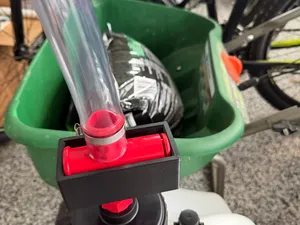VP Racing jug trigger hose lock