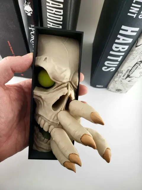 Skeleton Book Nook – NO AMS 3D Printed Horror — Image 9 of 9