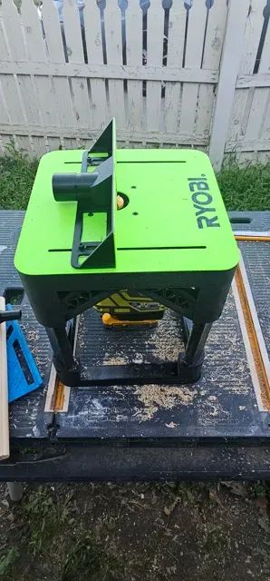 RYOBI MINI ROUTER TABLE — Image 5 of 12