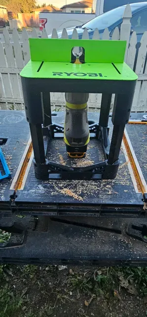 RYOBI MINI ROUTER TABLE — Image 3 of 12