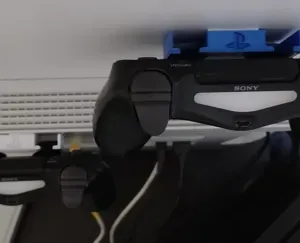 PS4/PS5 contoller wall mount