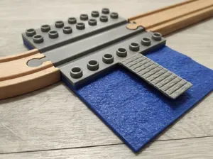 Duplo/brio train station pier