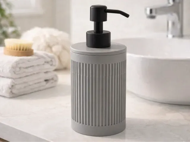 Japandi Soap Dispenser with Screw Lid