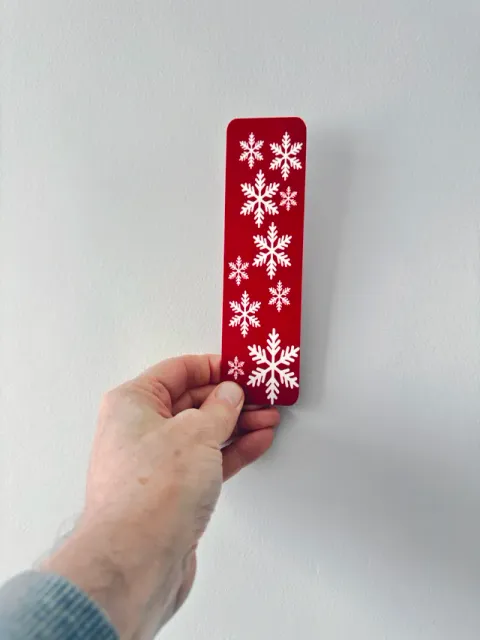Christmas Snowflake Red and White Winter Bookmark — Фото 6 из 9