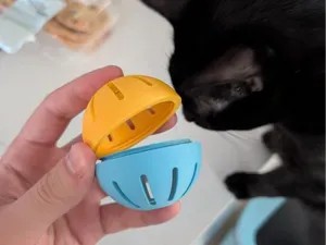 Cat Treat Ball for Temptations