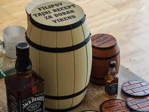 Whiskey Barrel Gift box