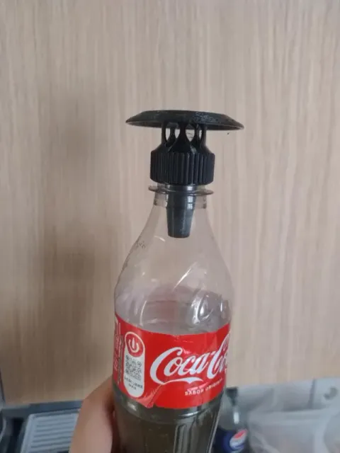 Universal Bottle Wasp Trap Cap | Coca-Cola Thread — Image 3 of 3