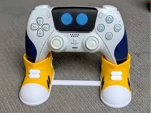 PS5 Controller Stand – Sneaker Edition