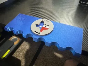Customizable Cue Holders
