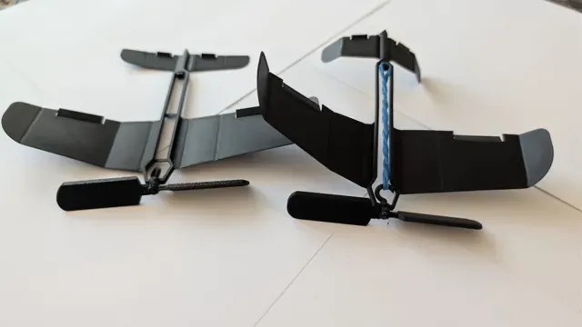 Rubber Band Powered Plane – Adjustable Wings — Фото 2 из 6