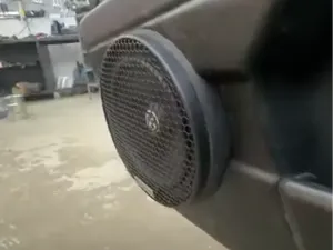 Mercedes 190 (W201) Door Speaker Adapter – 6.5"