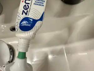 Toothpaste transfer tube. Universal friction fit