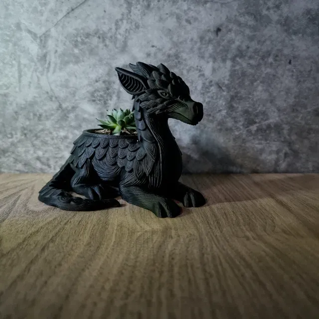 Dragon Planter Pot — Image 10 of 11