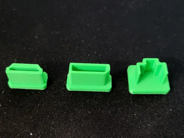 Dust covers (HDMI, RJ45, DisplayPort) — Image 2 of 2