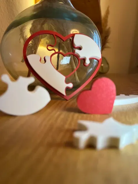 Herz-Puzzle – 7 Teile, 1 Liebe — Image 4 of 5