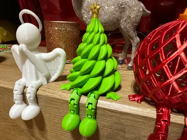 Articulated Christmas Tree v1
