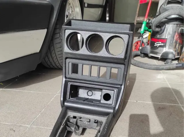Votex center console Golf/Jetta Mk2