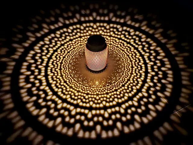 Kumiko Solar Lantern
