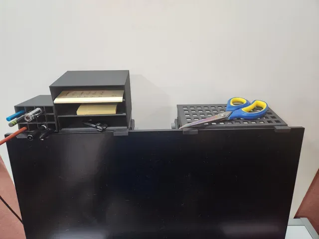 Modular Monitor Shelf & Storage System — Фото 7 из 8