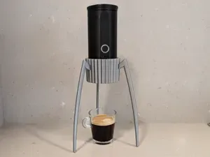 OutIN Nano Stand Juicy Salif