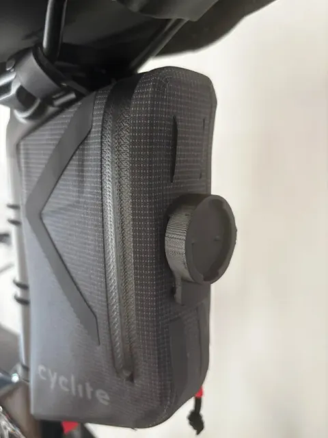 Bryton Gardia R300L Saddle Bag Mount Mini — Фото 4 из 5