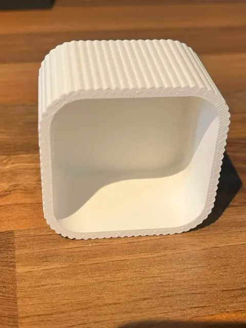 Parametric Ribbed Box Design — Image 7 of 8