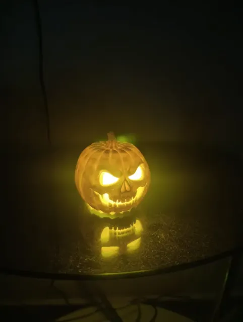 Halloween Skull Pumpkin Tea Light Holder — Фото 4 из 13