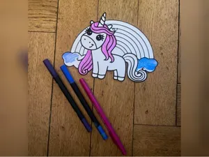 Ausmalbild Regenbogen-Einhorn