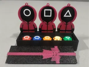 Gong-gi case + keychains, gongi coffin.