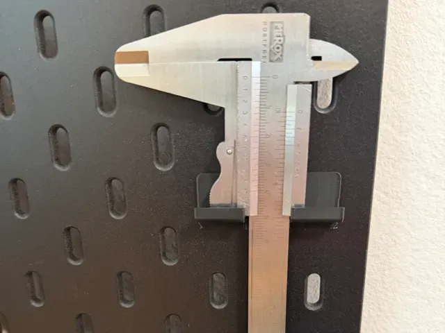 SKADIS Caliper Holder – Strong Wall Grip
