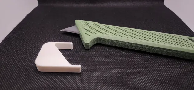 Box Knife - Fixed Blade - Magnetic — Image 2 of 7