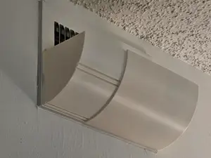 6"-20" Expandable Vent Cover / Vent Deflector