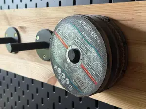 Grinder disc holder (wall mounted, 3 lengths)