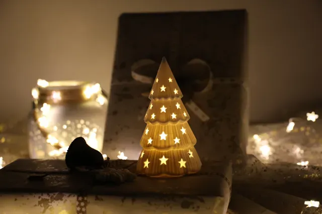 Christmas Tree with Star Windows & LED Tealight — Фото 25 из 27