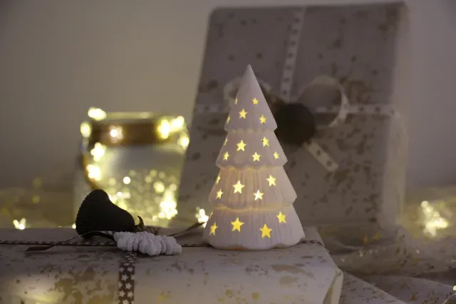 Christmas Tree with Star Windows & LED Tealight — Фото 20 из 27
