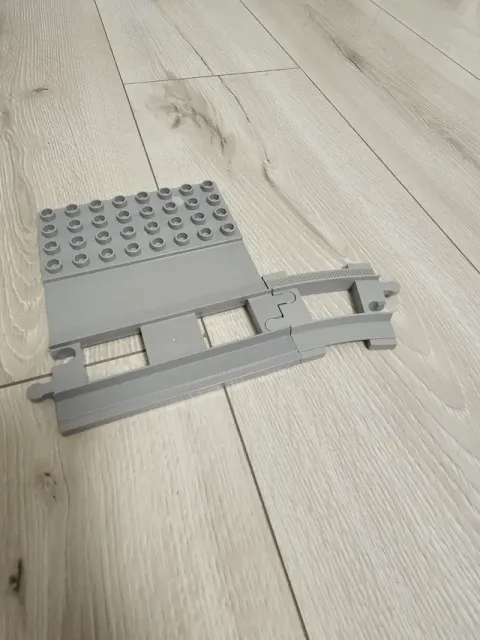 Train curved short compatible with " DUPLO" — Image 3 of 3