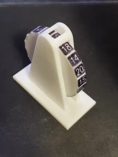 SpinDecideR20: A 3D-printable d20 alternative with fidget spinner vibes! — Фото 2 из 5