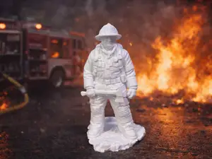 Fireman - figurine