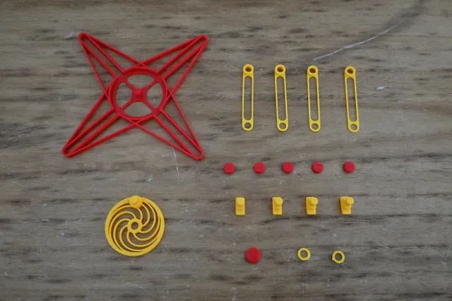 Quadruple piston fidget. — Image 4 of 5