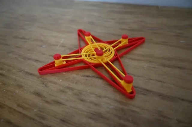 Quadruple piston fidget. — Image 2 of 5