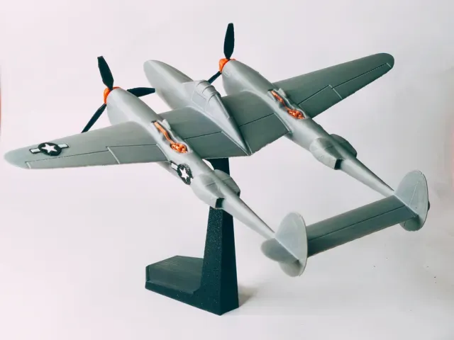 P-38 Lightning Aircraft Model - Scale 1:72 — Image 7 of 8