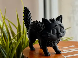Scared Cat - kitty figurine