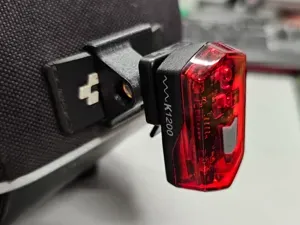 Rücklicht Halter für Cube Rennrad Satteltasche