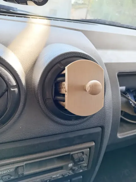 DaciaLogan(2006–2008)Air Vent Phone Holder Adapter — Image 5 of 7