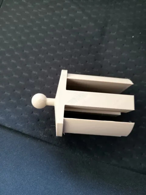 DaciaLogan(2006–2008)Air Vent Phone Holder Adapter — Image 2 of 7