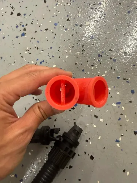 2 Paddleboard Pump Splitter Adapter — Image 4 of 6