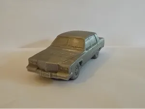 1985 American V8 Classic Luxury Sedan