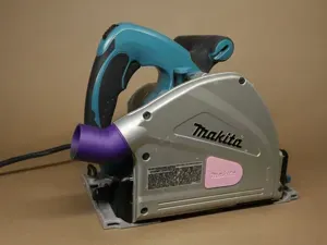 Makita Track Saw SP6000 Dust Port Replacement