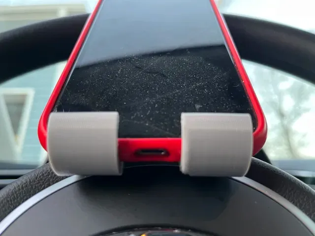Simple Steering Wheel Phone Holder — Фото 4 из 5