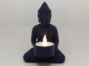 Buddha Teelichthalter  – Ruhe und Licht vereint